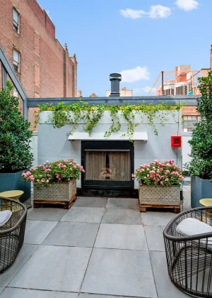 NEWYORK-CORNELIATOWNHOUSE-WESTVILLAGE-TERRACE3-WPRELAIS